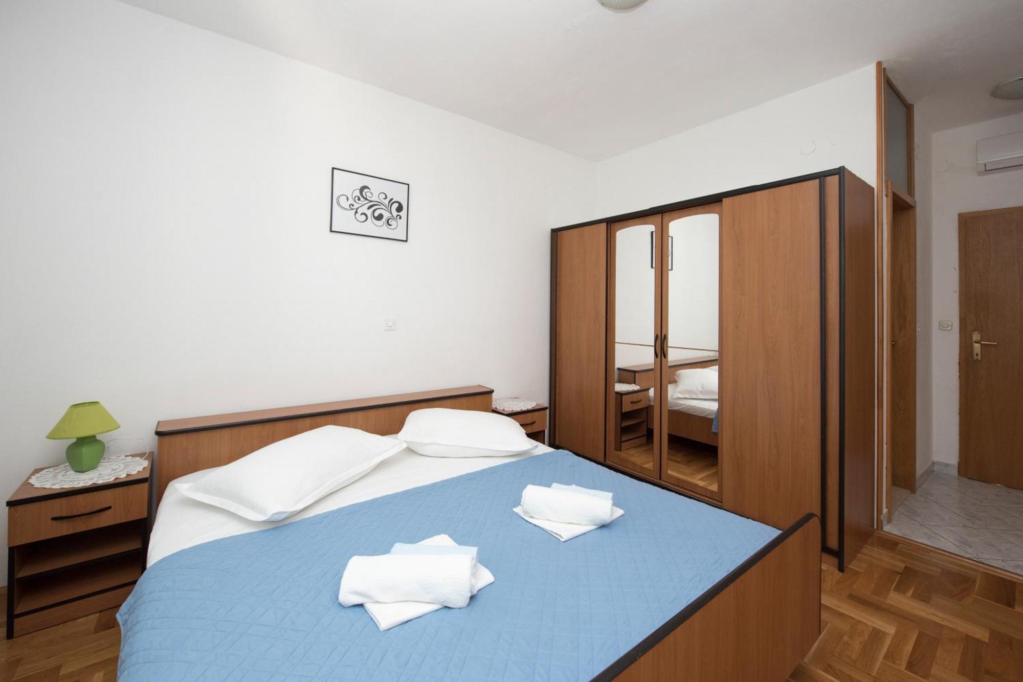 Apartments With A Parking Space Brela, Makarska - 16603 Quarto foto